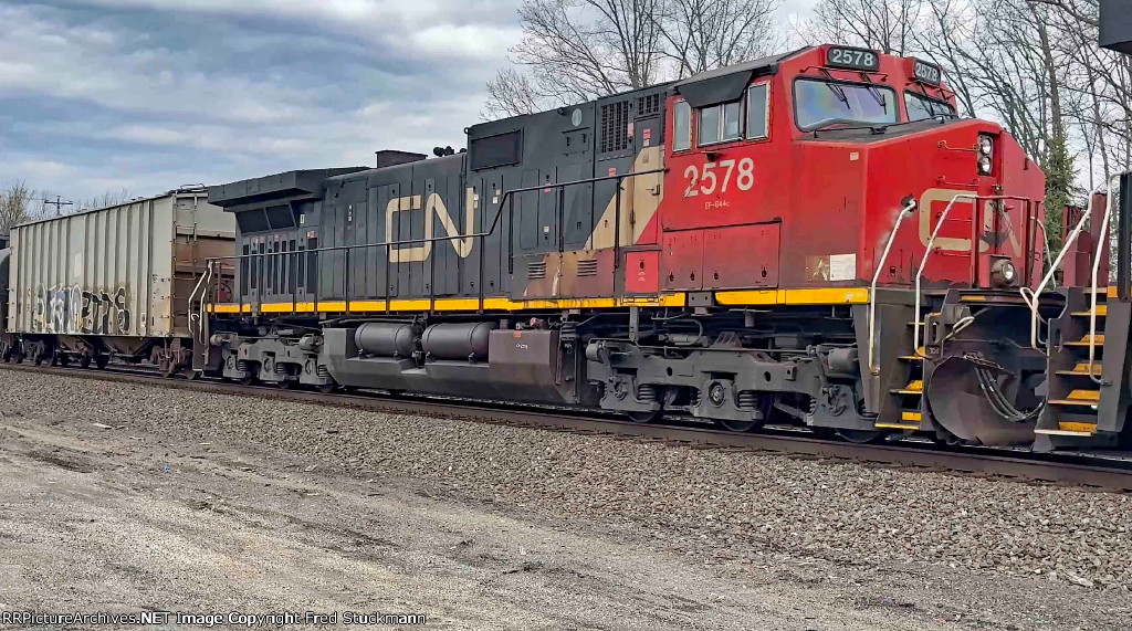CN 2578